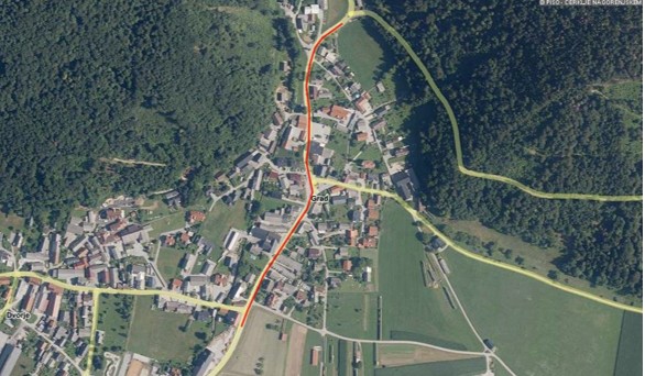 Zapora ceste_popolna Dvorje